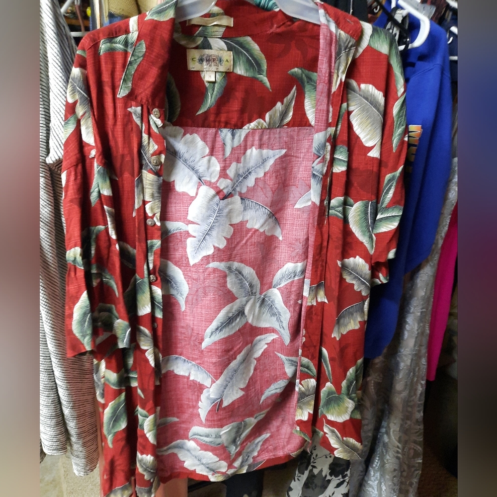 Campia moda men's hawaiian button up brick red and green soze medium